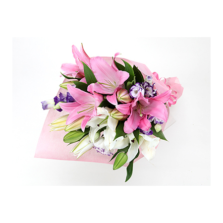 Flower Delivery Japan – Pink & White Lilies